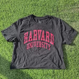 Harvard University Shirt Womens Medium Cropped College Tee T-Shirt‎ Crewneck